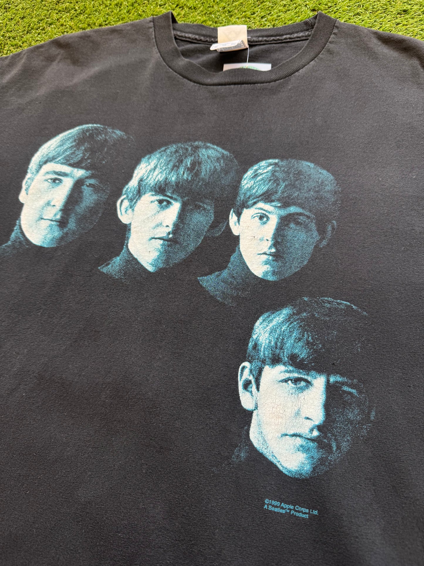 1999 Beatles Apple T-Shirt XL 24x30