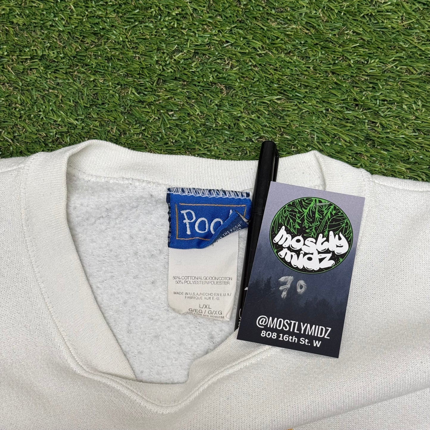 Vintage Winnie The Pooh Sweatshirt L/XL