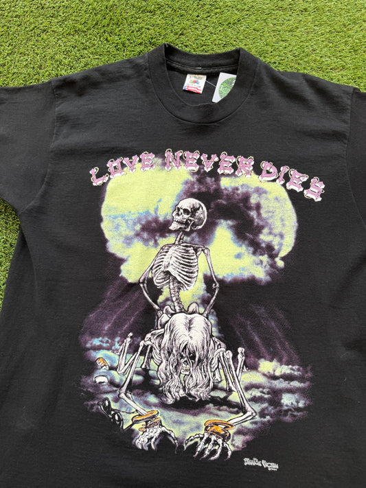 1991 Fashion Victim T-Shirt 21.5x28.5