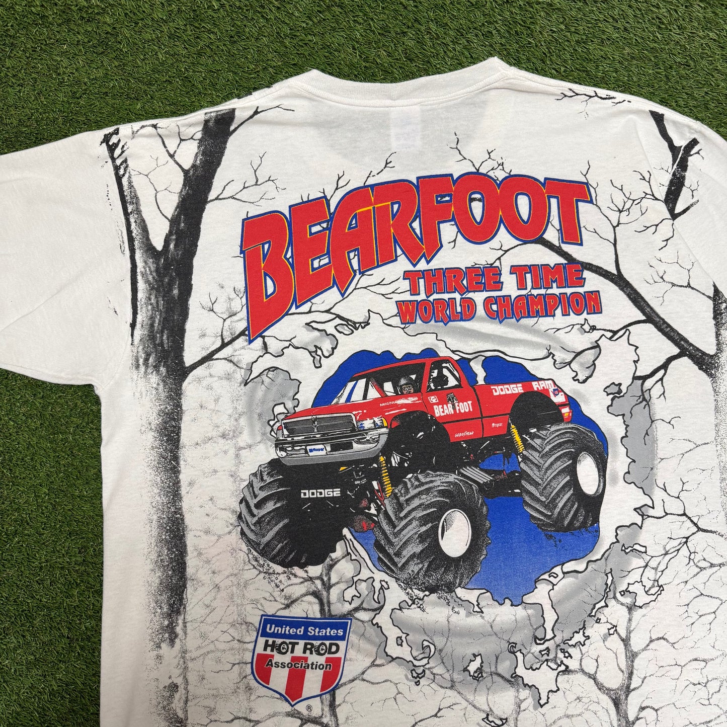 Bearfoot Monster Truck AOP XL