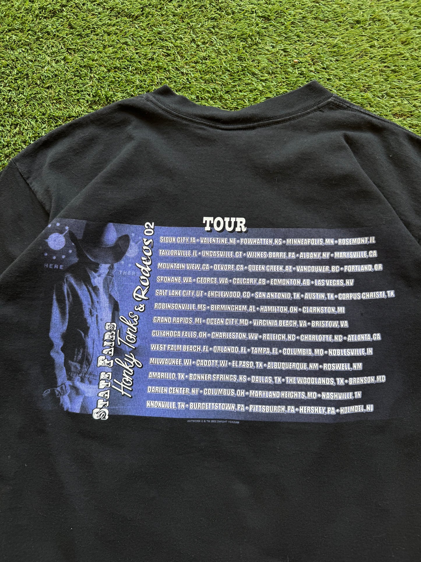 ‘02 Dwight Yoakam Tour T-Shirt Medium