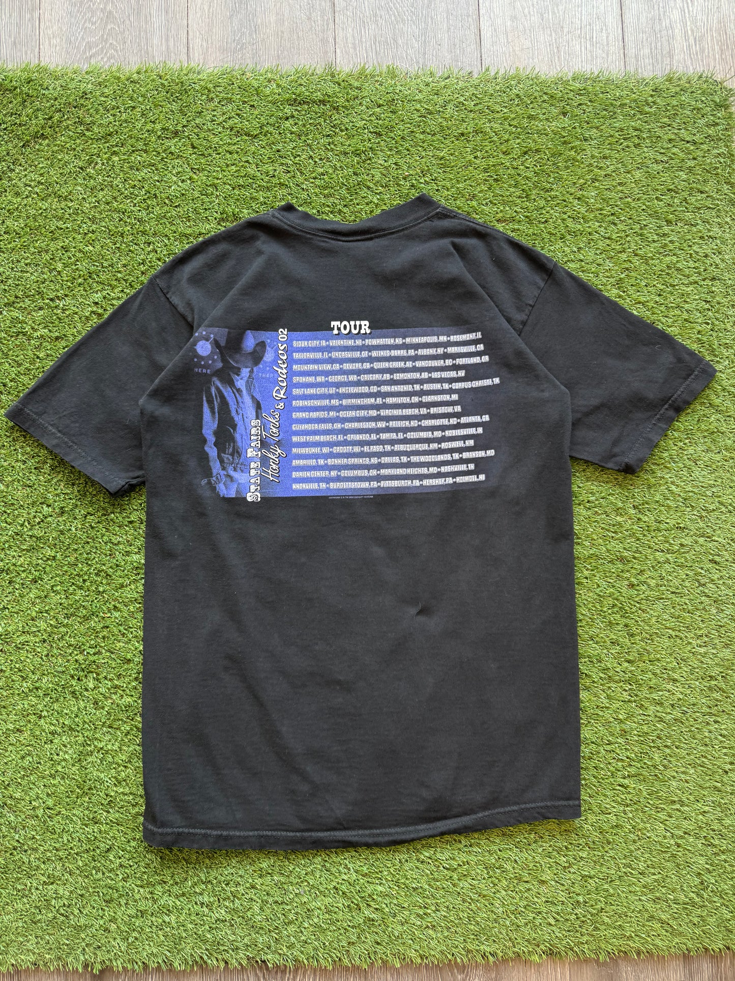 ‘02 Dwight Yoakam Tour T-Shirt Medium