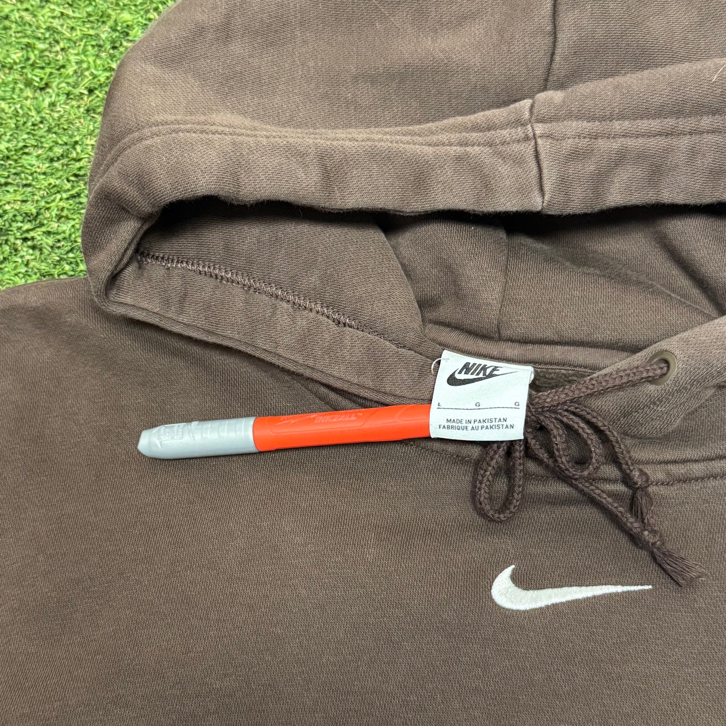 Nike Center Swoosh Large