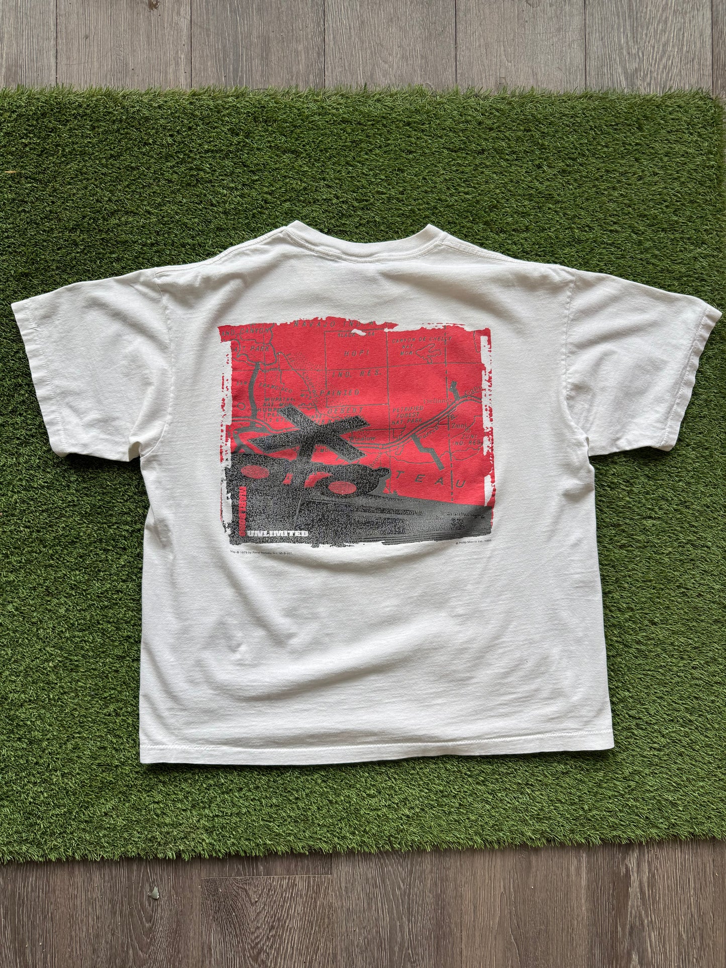 90’s Marlboro Map T-Shirt XL 24x28