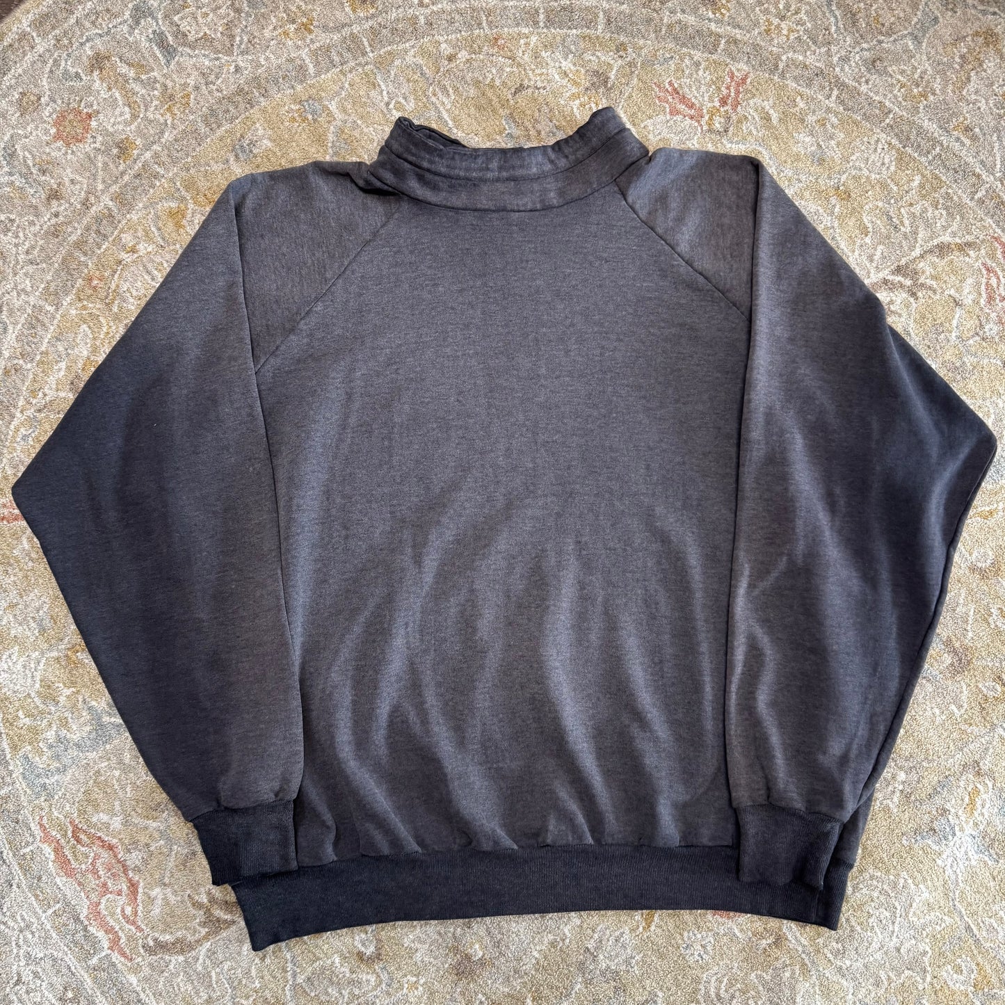 Vintage Wolf Nature Sweatshirt Faded XL