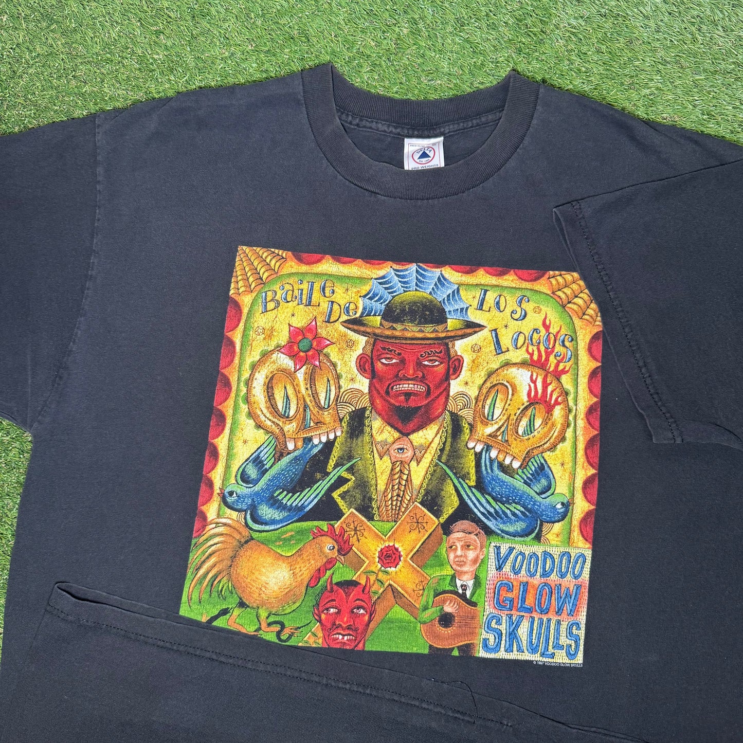 1997 Voodoo Glow Skulls XL 24.5x31