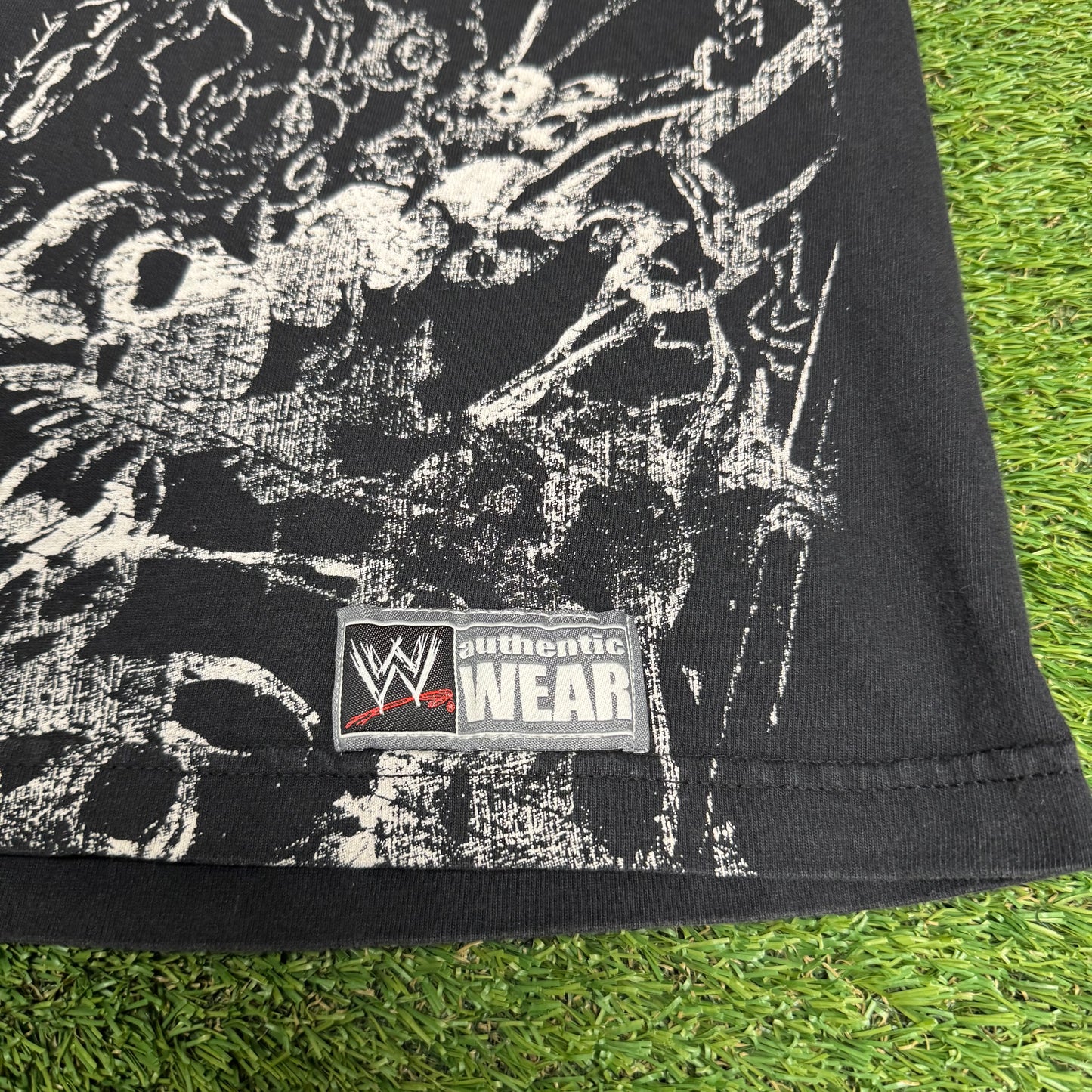 Vintage WWE Tripple H Wrestling T-Shirt Medium
