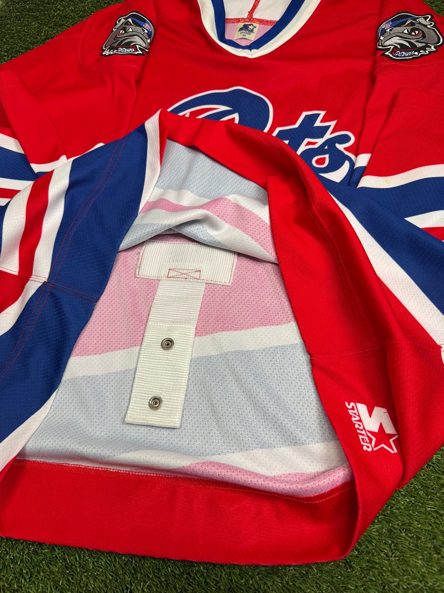 Vintage Regina Pats Starter Jersey Large