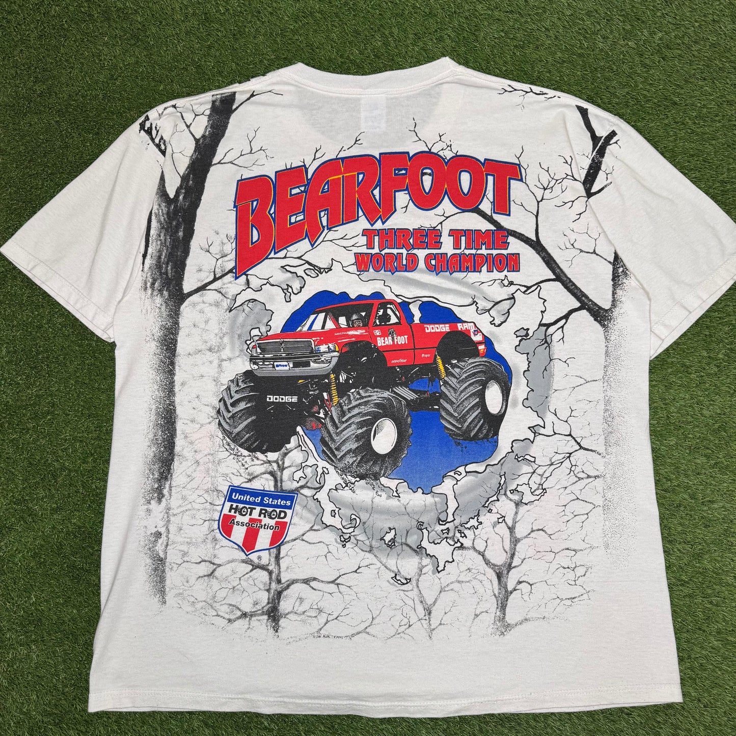 Bearfoot Monster Truck AOP XL