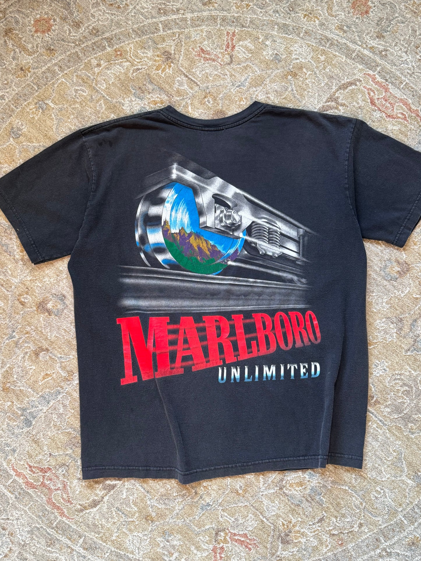 Vintage Marlboro T-Shirt fits XL
