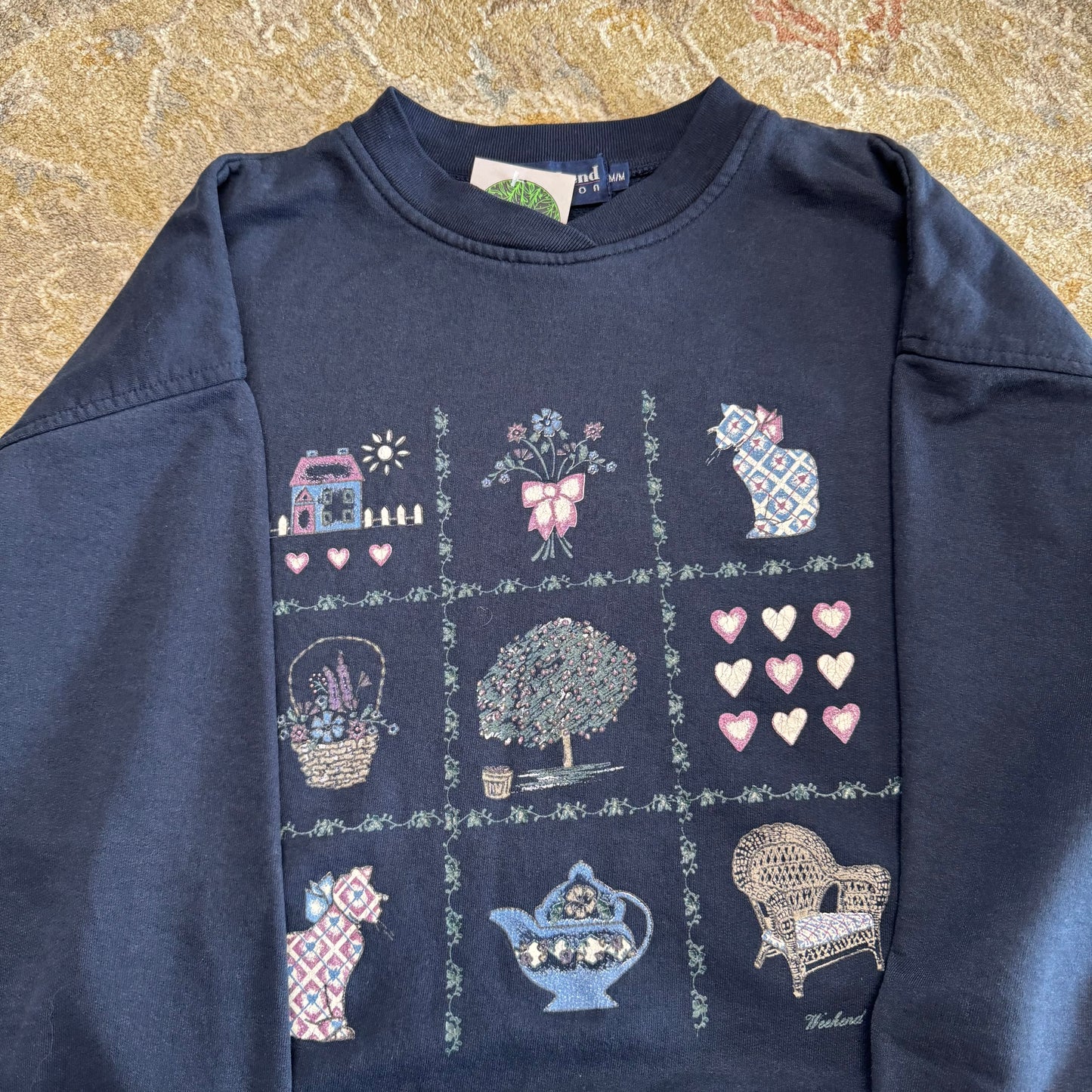 Vintage Weekend Edition Crewneck Sweater Medium