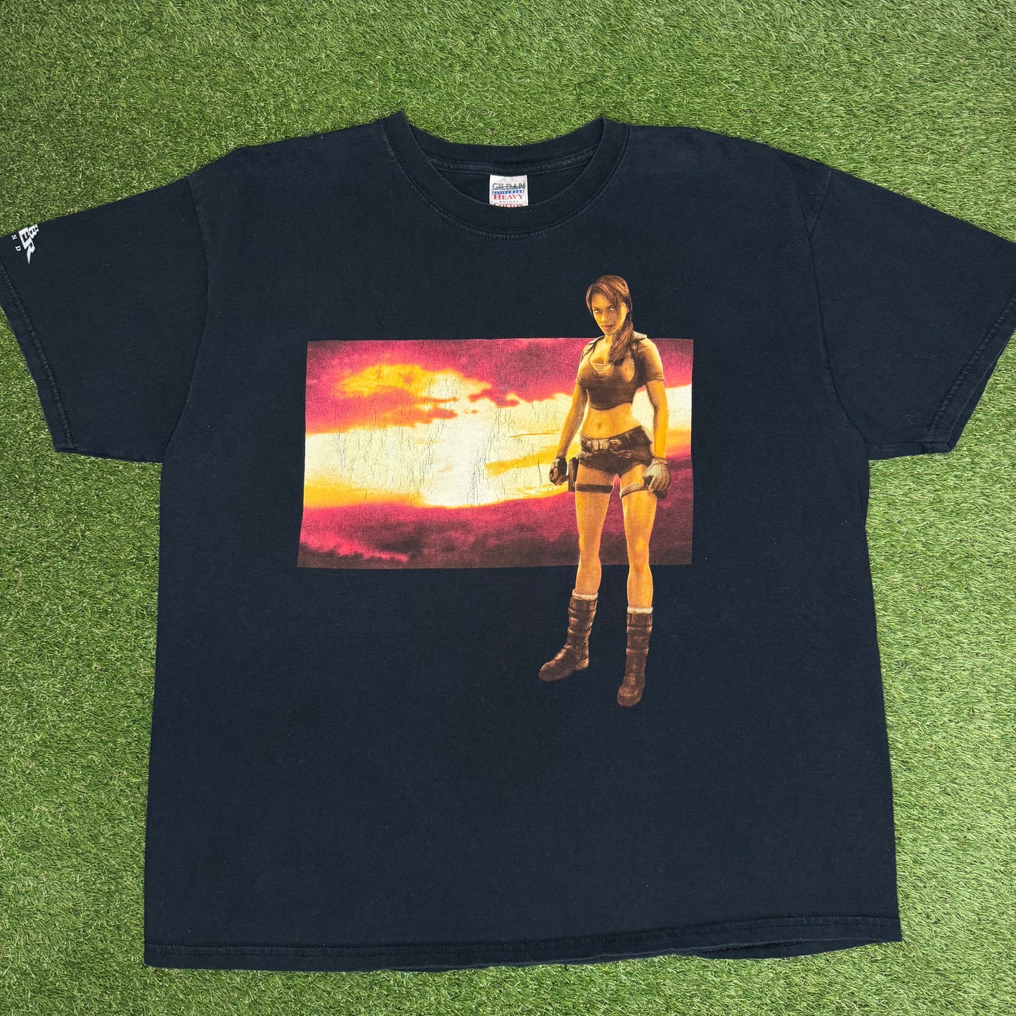 00s Lara Croft Tomb Raider T-Shirt XL
