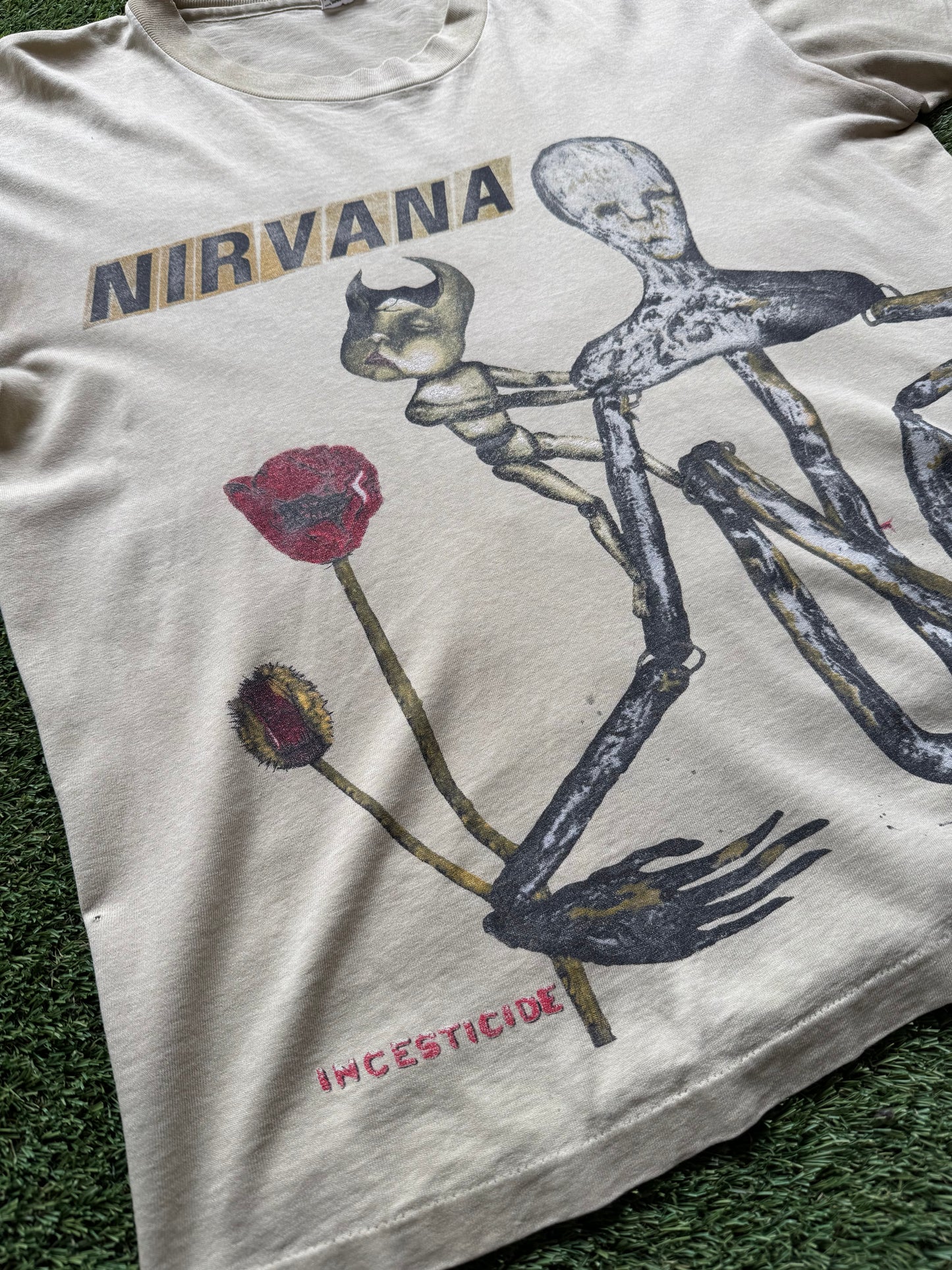 1993 Nirvana Incesticide Size L 24x28