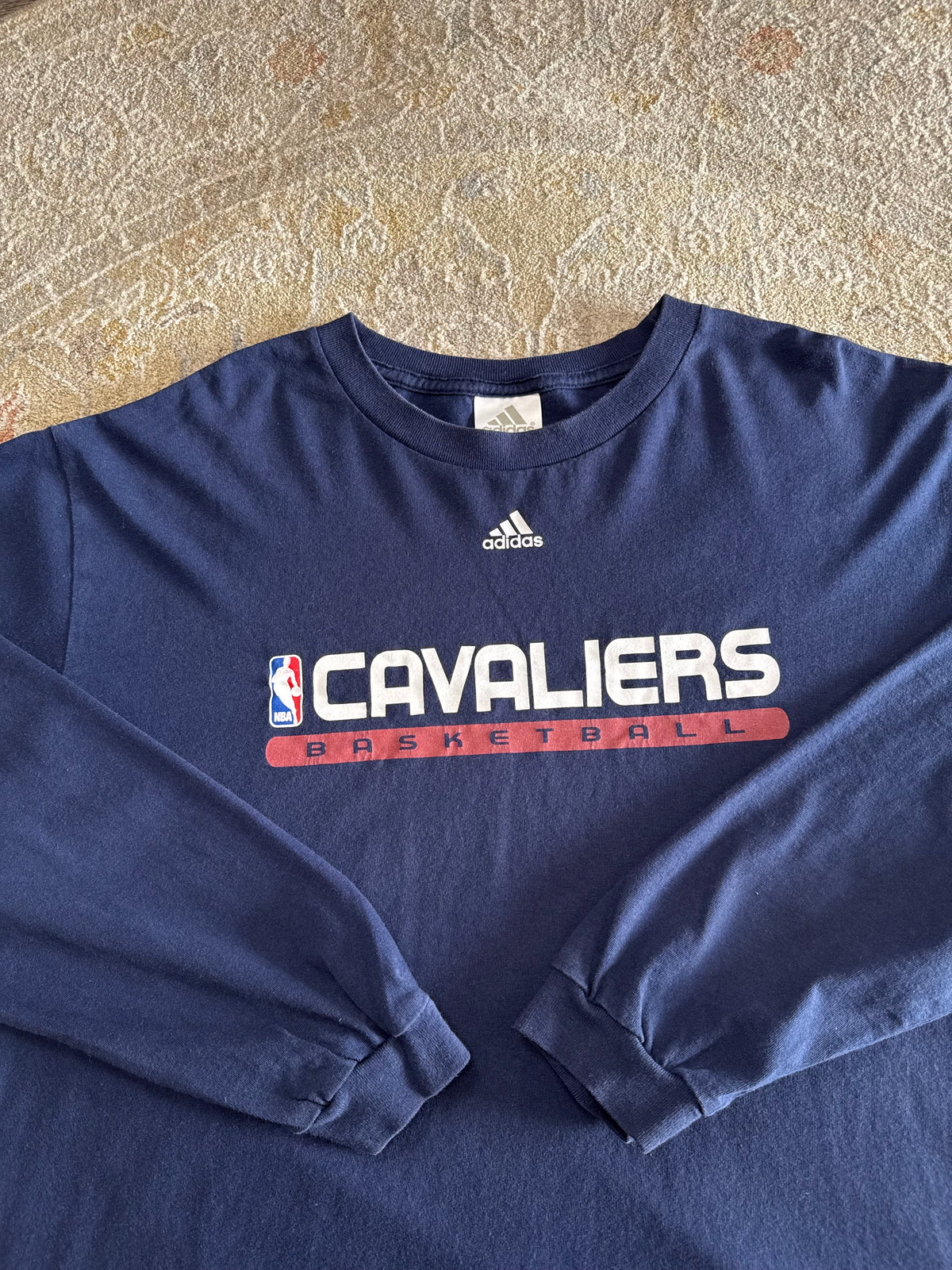 Vintage Adidas Cleveland Cavaliers Long Sleeve T-Shirt XL Boxy fit