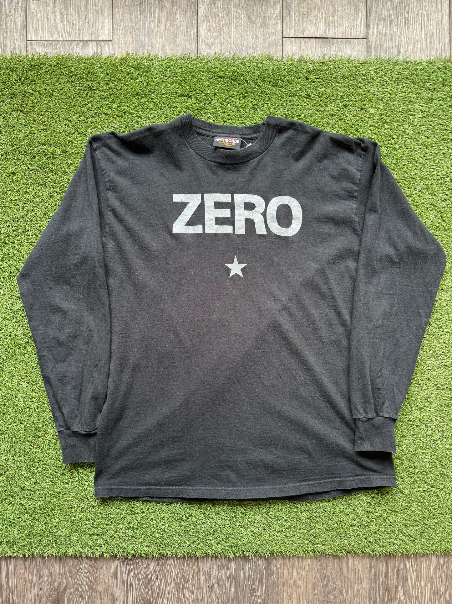 90’s Smashing Pumpkins Zero L/S 24x30.5