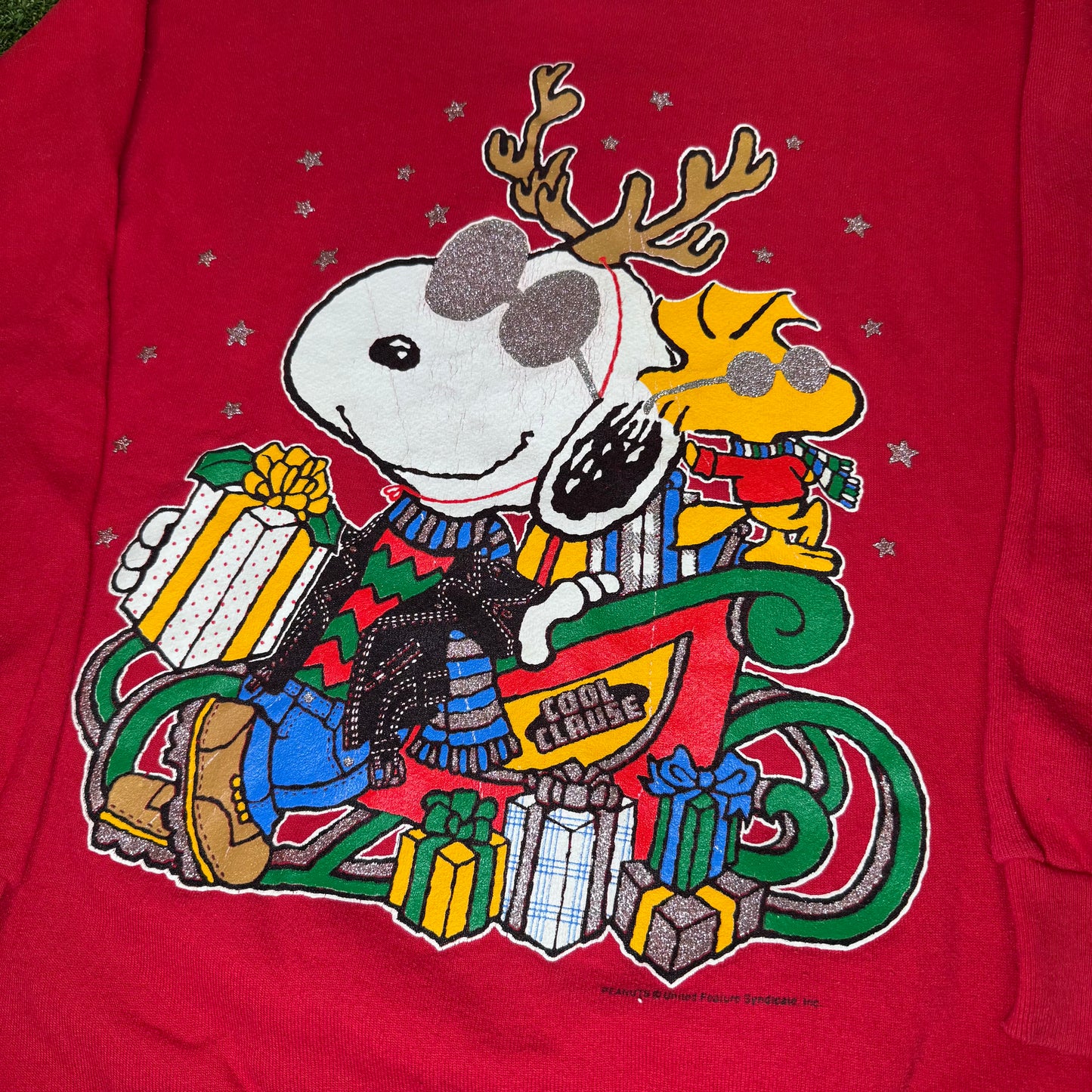Peanuts Christmas Sweater Medium