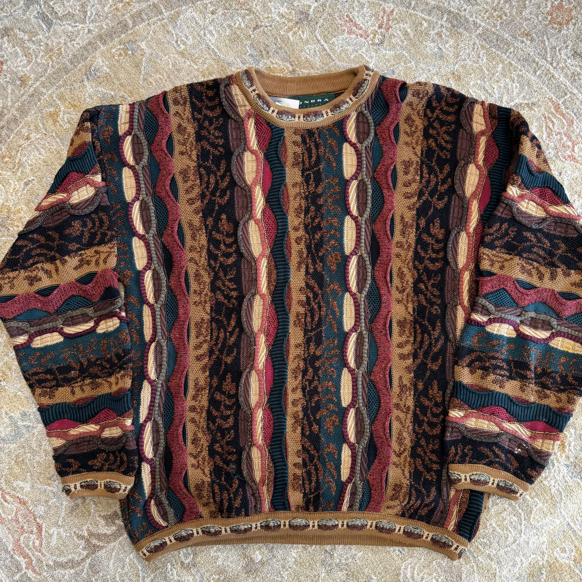 Vintage Tundra 3d Knit Medium 24x27