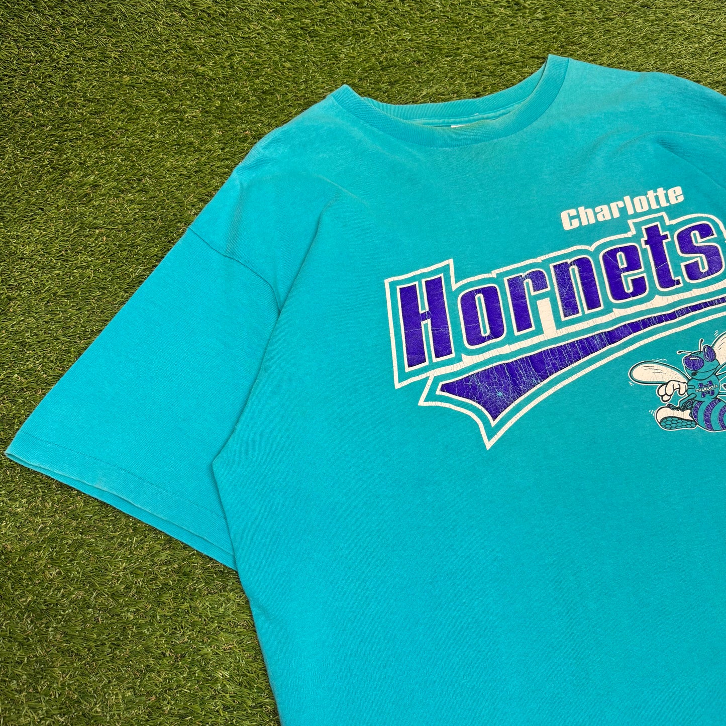 90’s Charolette Hornets T-Shirt XL 23.5x29