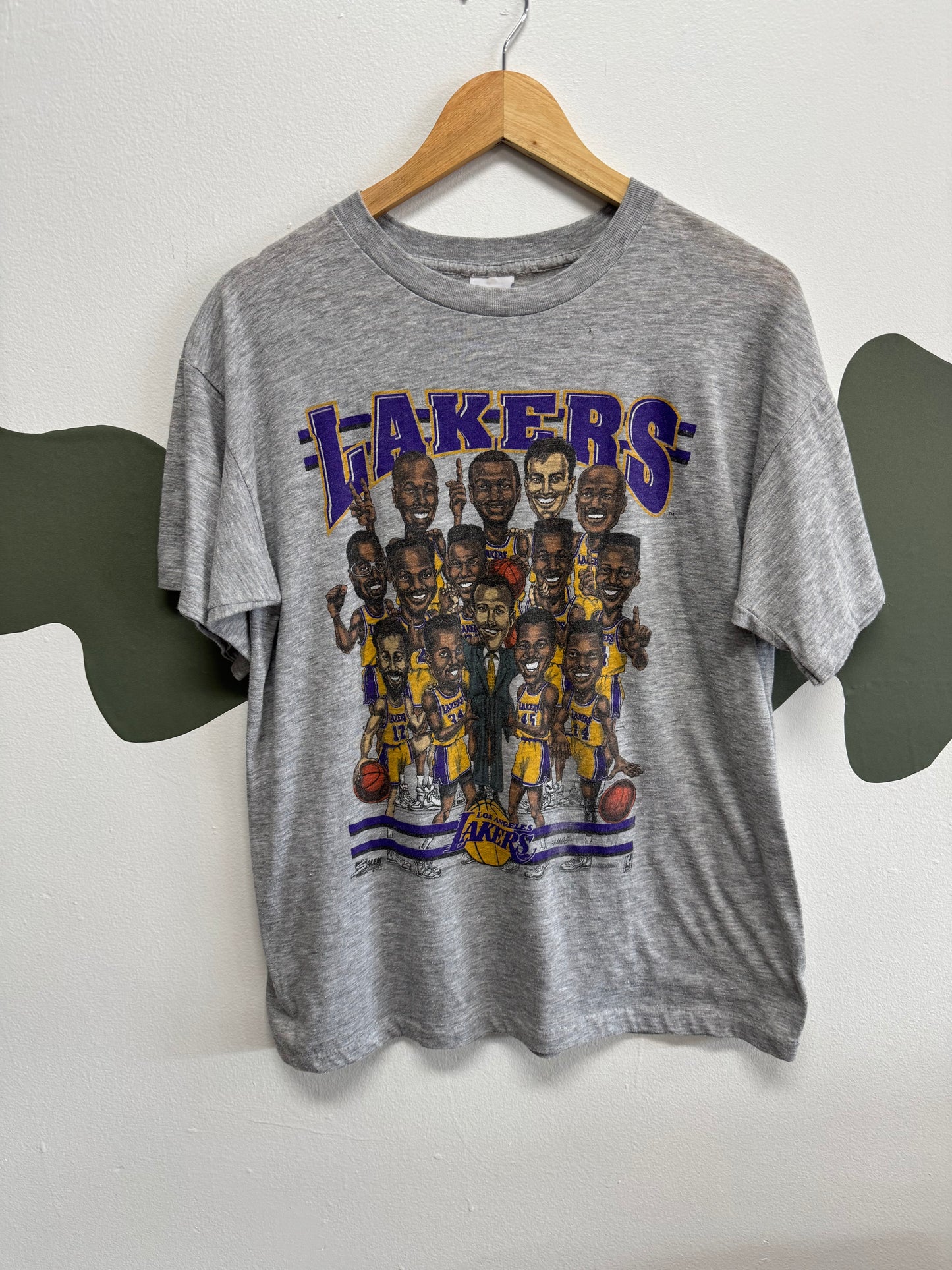 LA Lakers Basketball T-Shirt XL