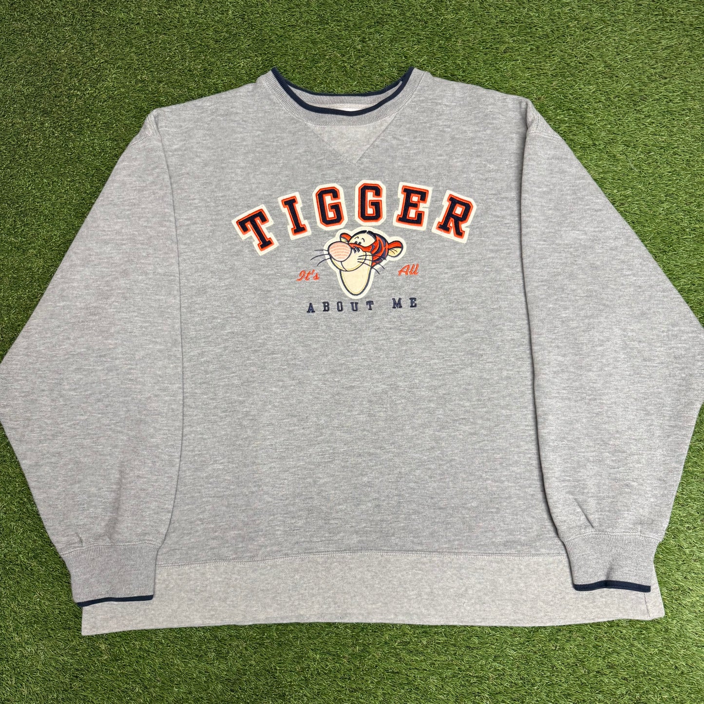 Vintage Winnie the Pooh Tigger Sweater Large