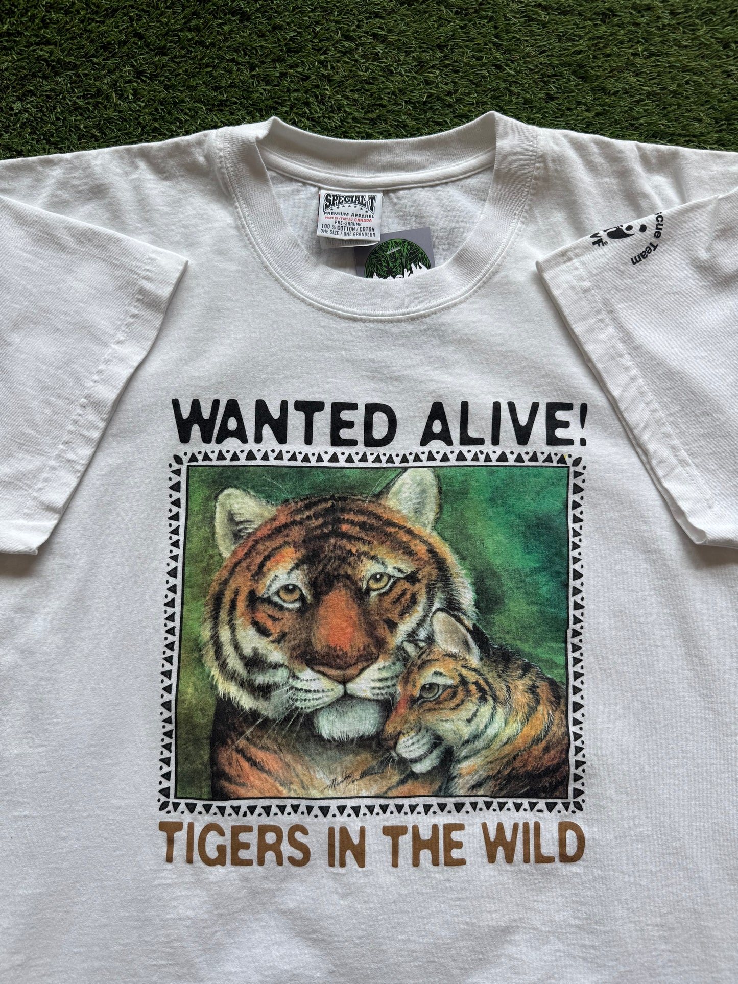 90’s WWF Tiger Nature T-Shirt XL