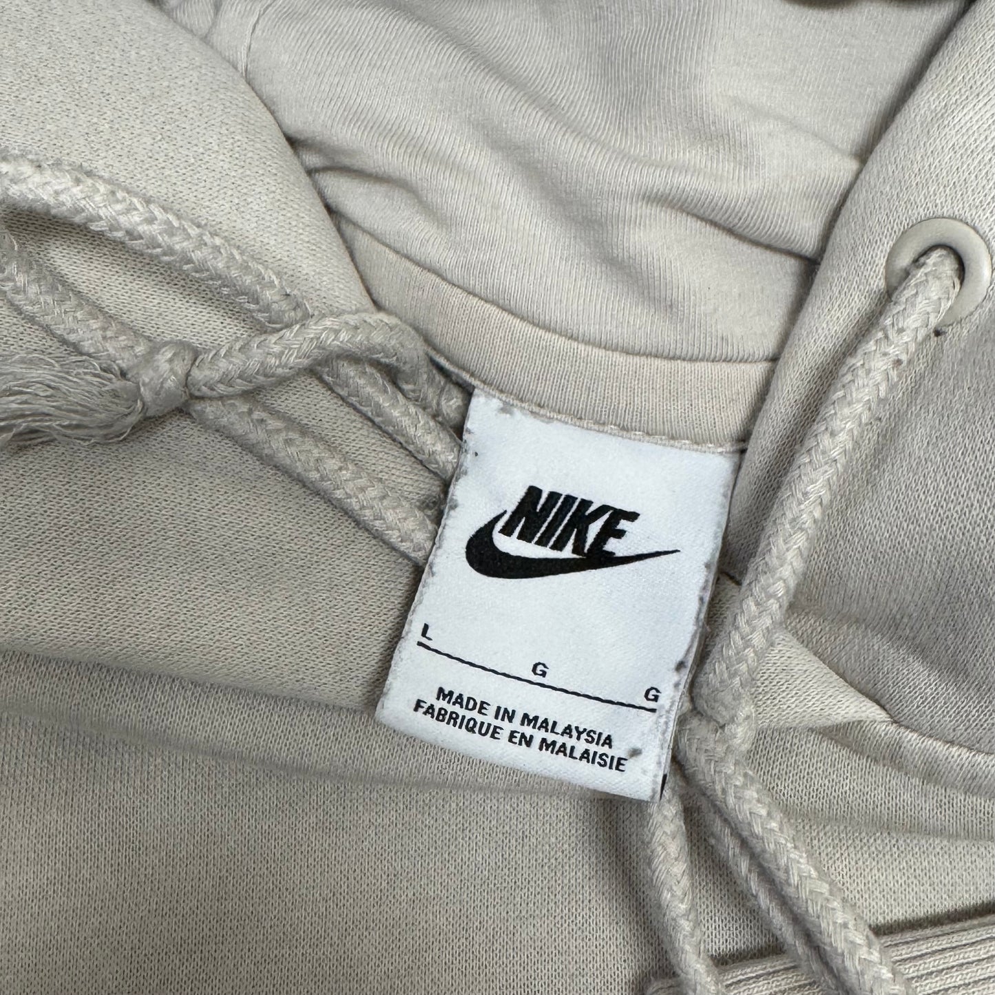 Nike Center Swoosh Large
