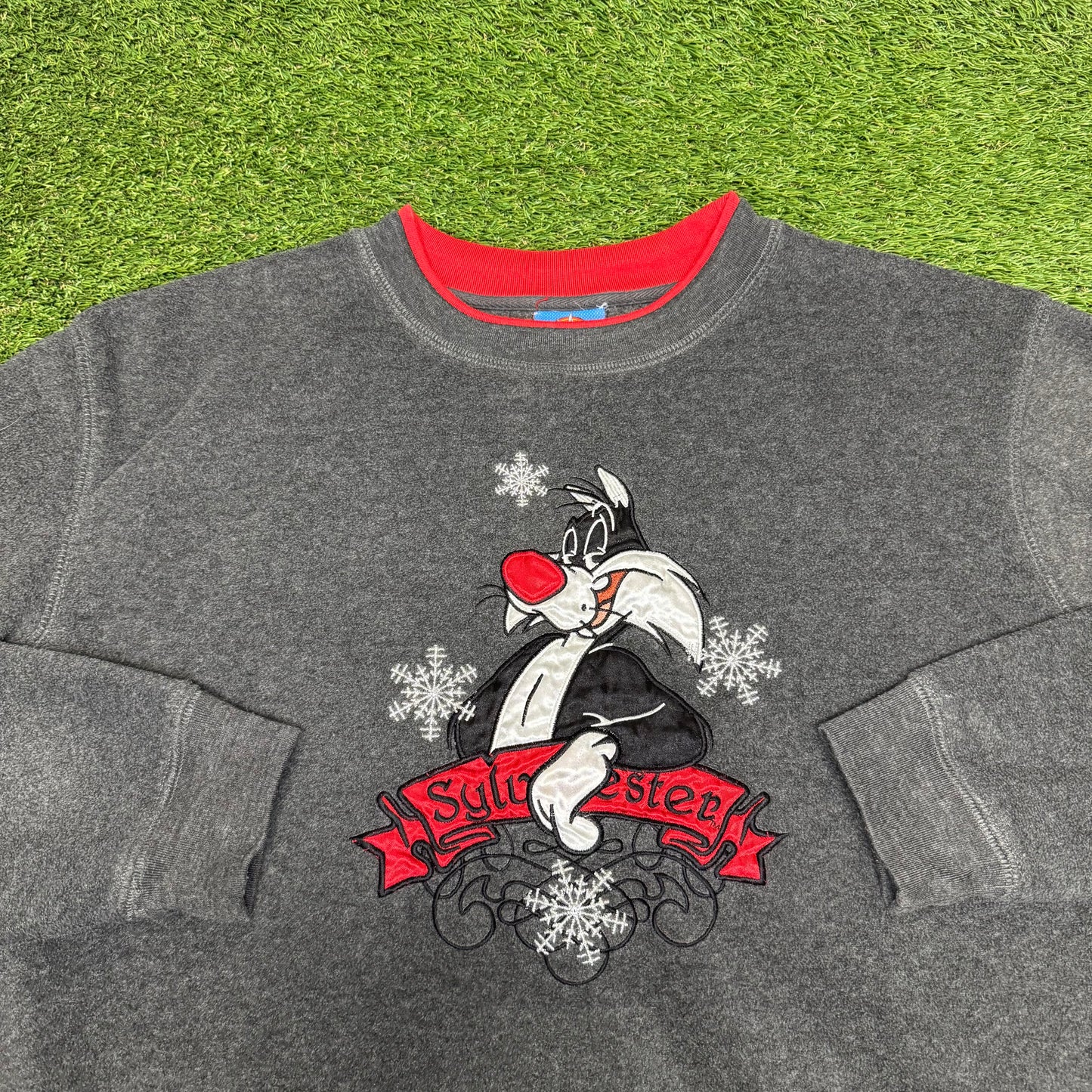 Disney Sylvester Christmas Sweater XL