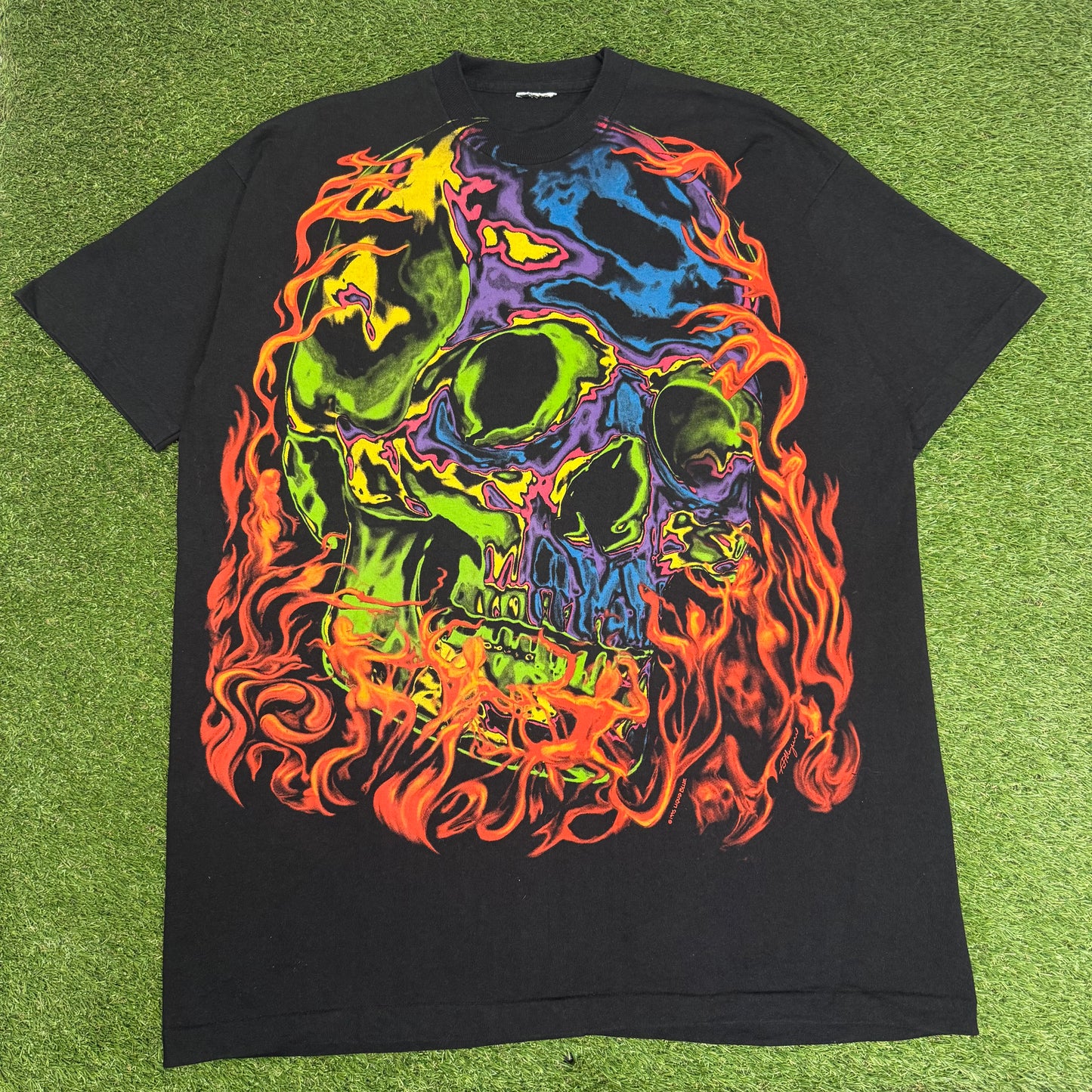 Vintage 90’s Liquid Blue T-Shirt 24.5x32