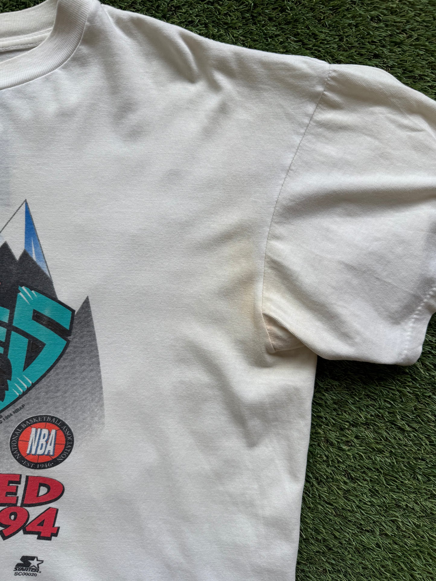 1994 Vancouver Grizzlies T-Shirt 24.5x26.5 L