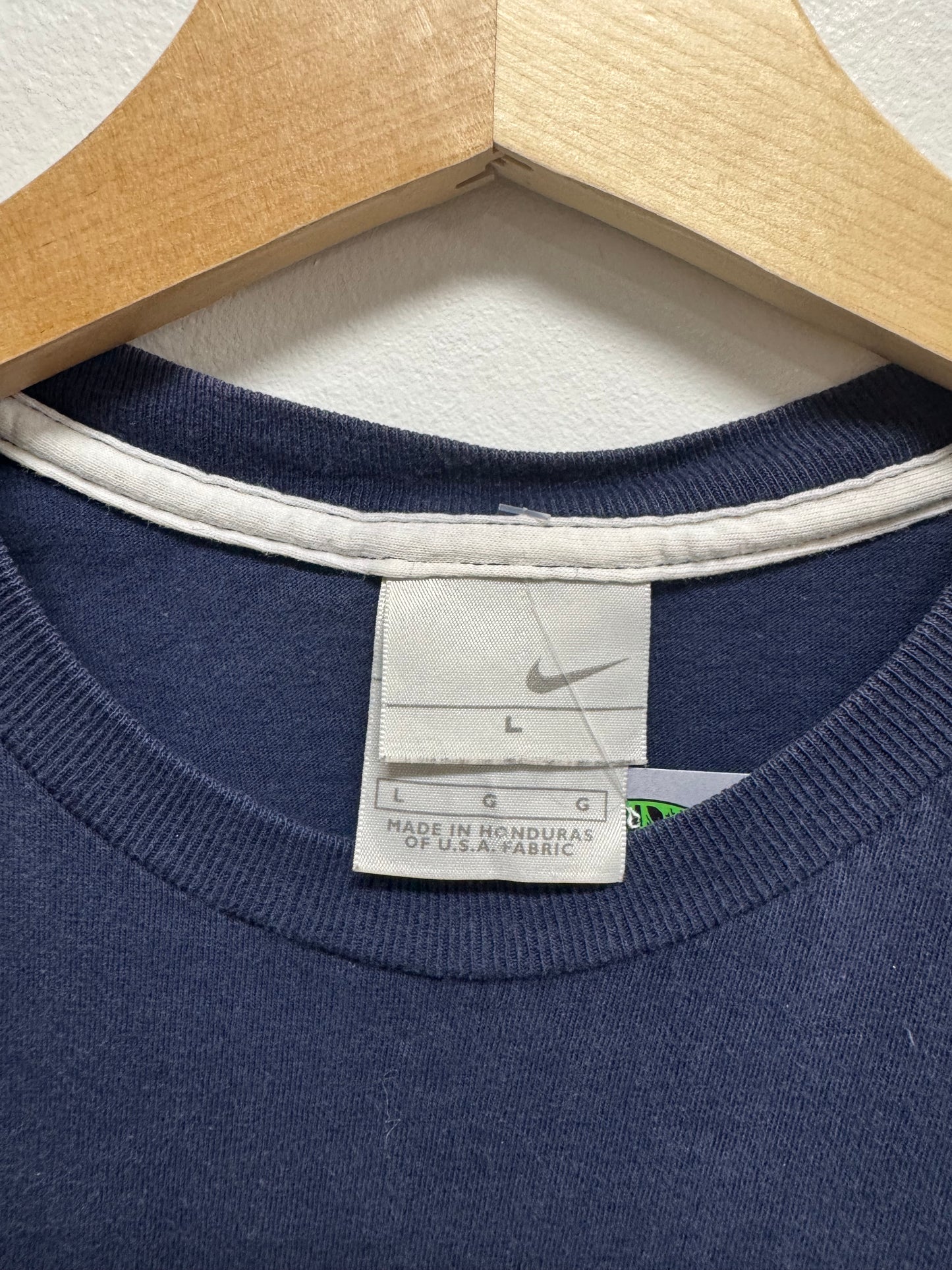 00’s Nike Swoosh T-Shirt Large