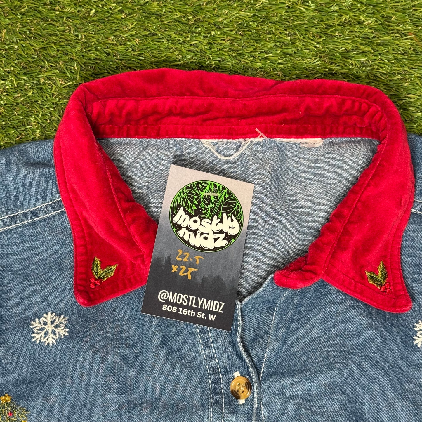 Christmas Button Up Shirt Small