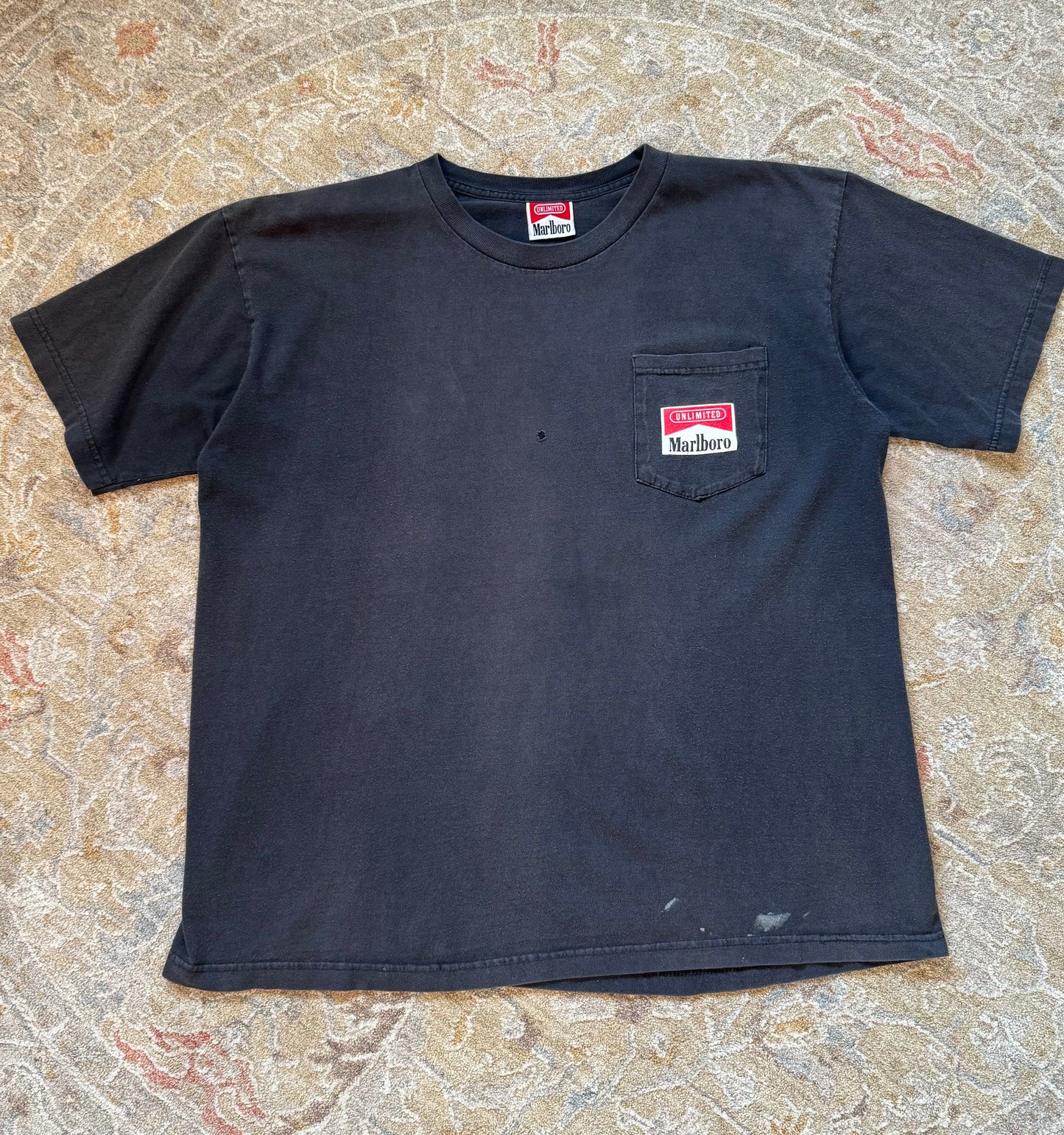 Vintage Marlboro T-Shirt fits XL
