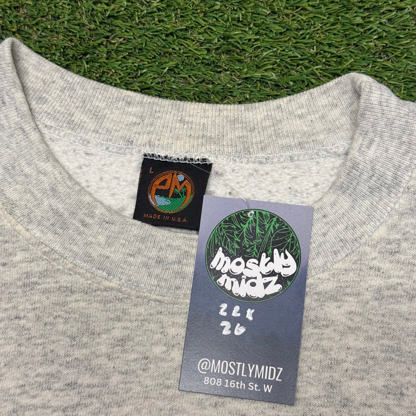 Memphis State Sweatshirt Large 22x26