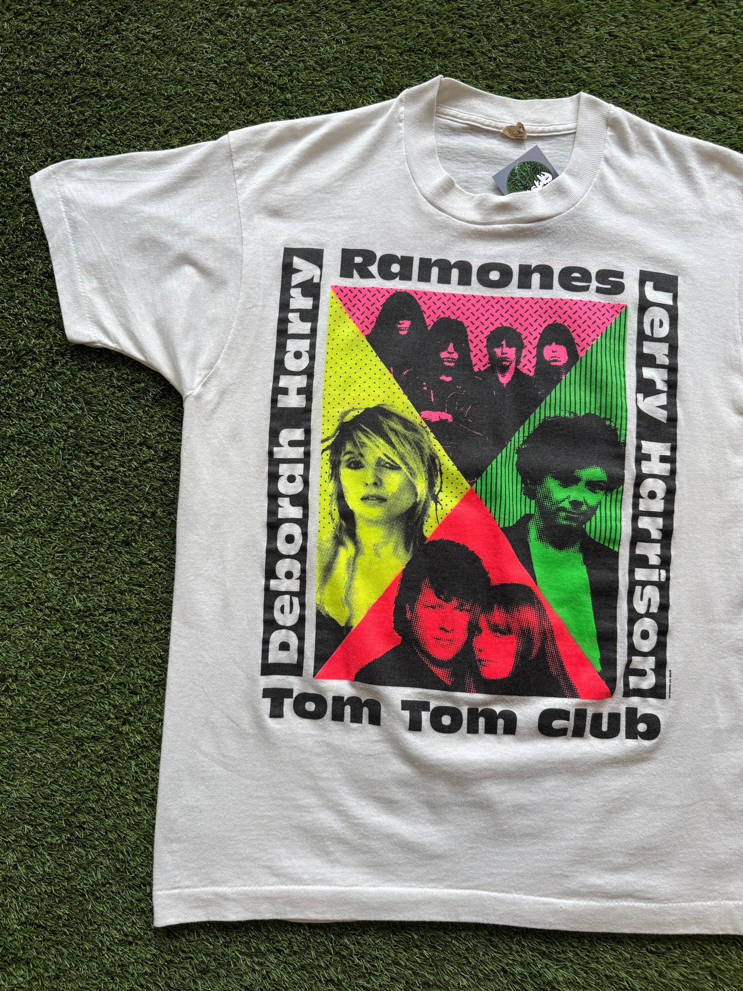 1990 Ramones Escape From New York XL