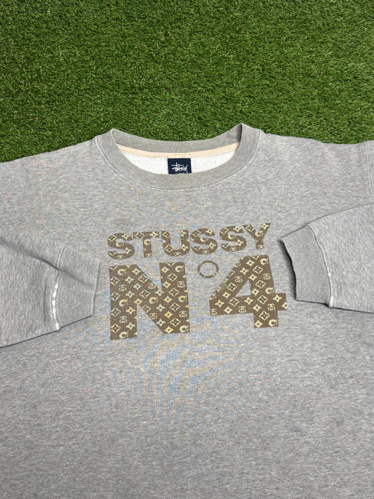 Stussy N°4  Monogram Crewneck Large
