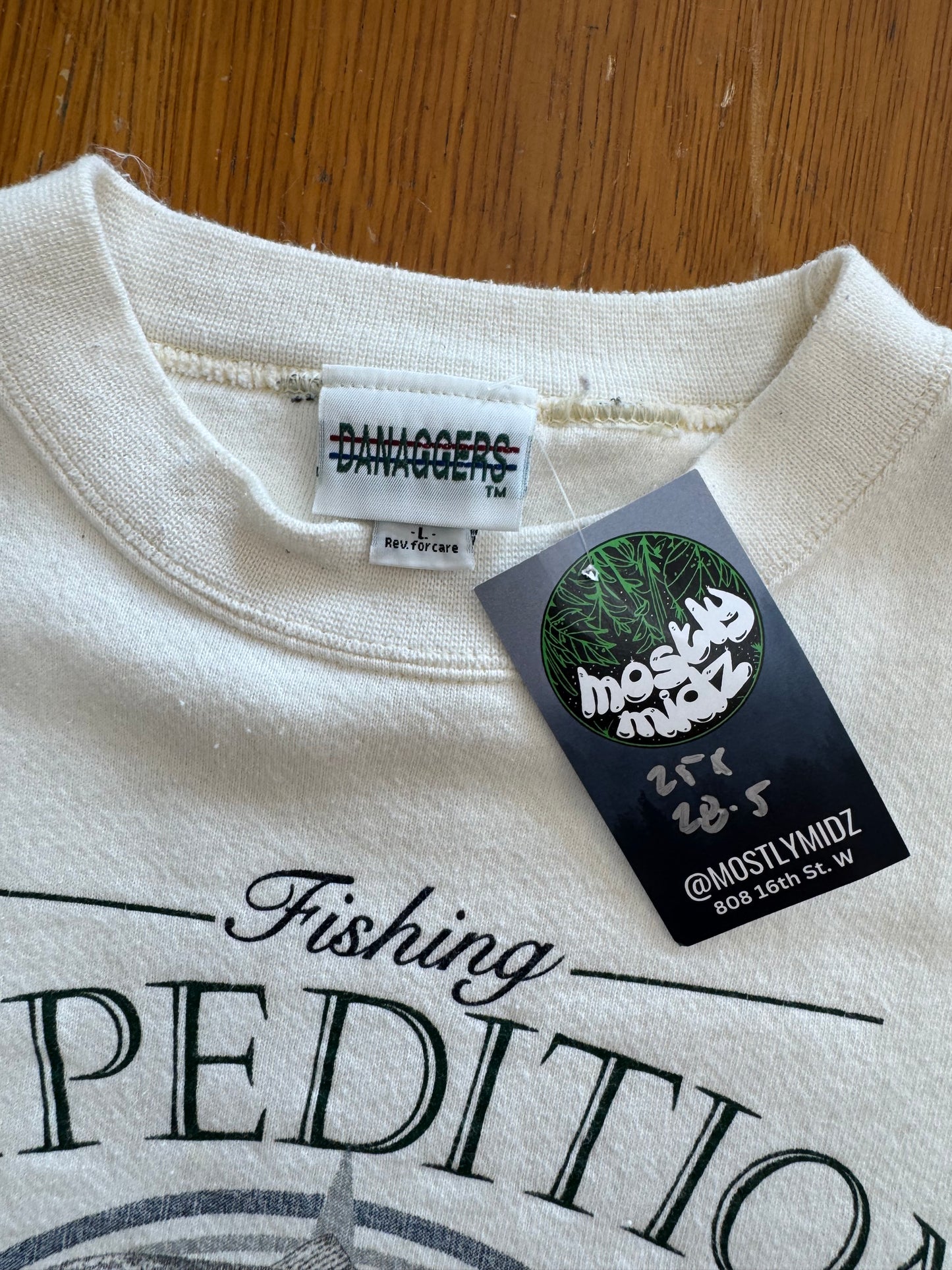 90’s Fishing Expedition Sweater 25x28.5