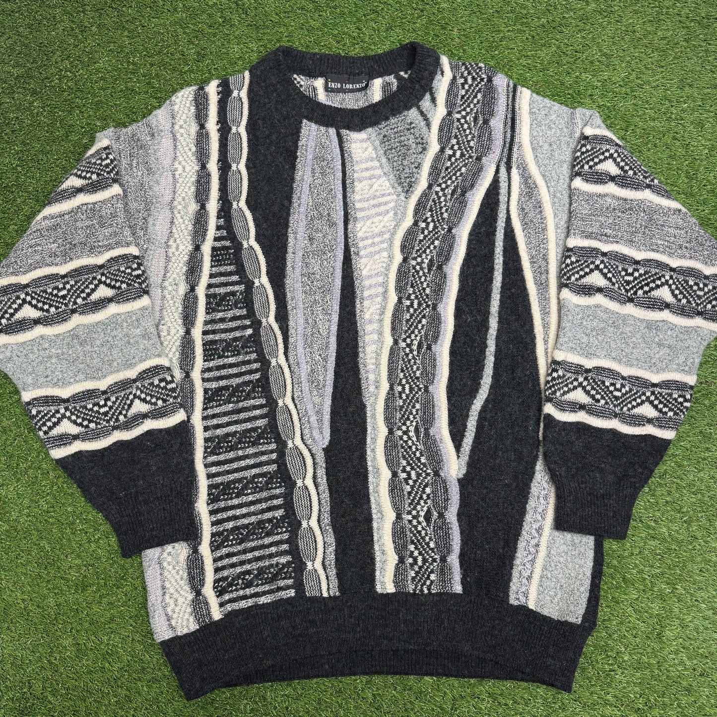 Vintage 3D Knit Sweater Fits Large
