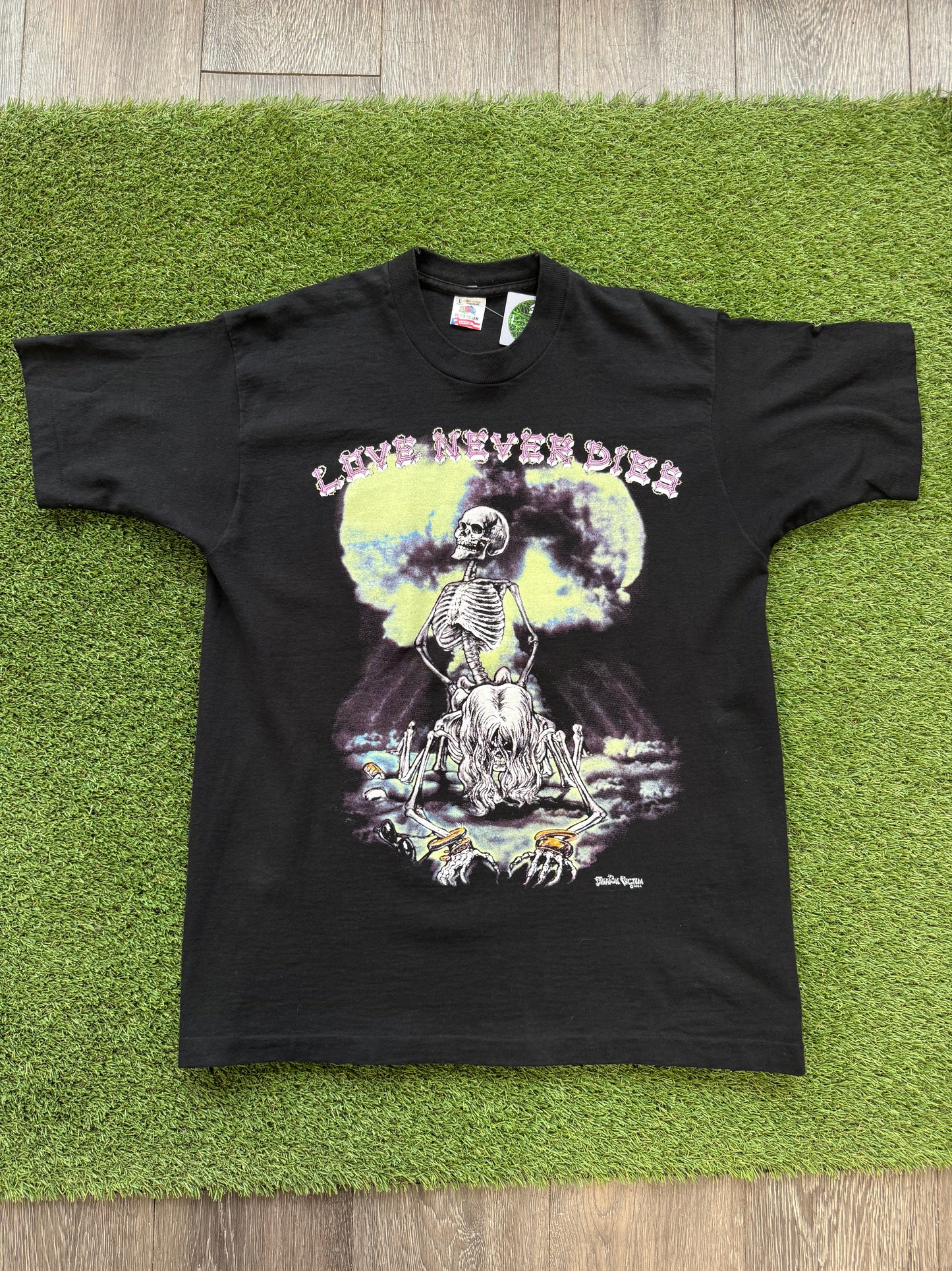 1991 Fashion Victim T-Shirt 21.5x28.5