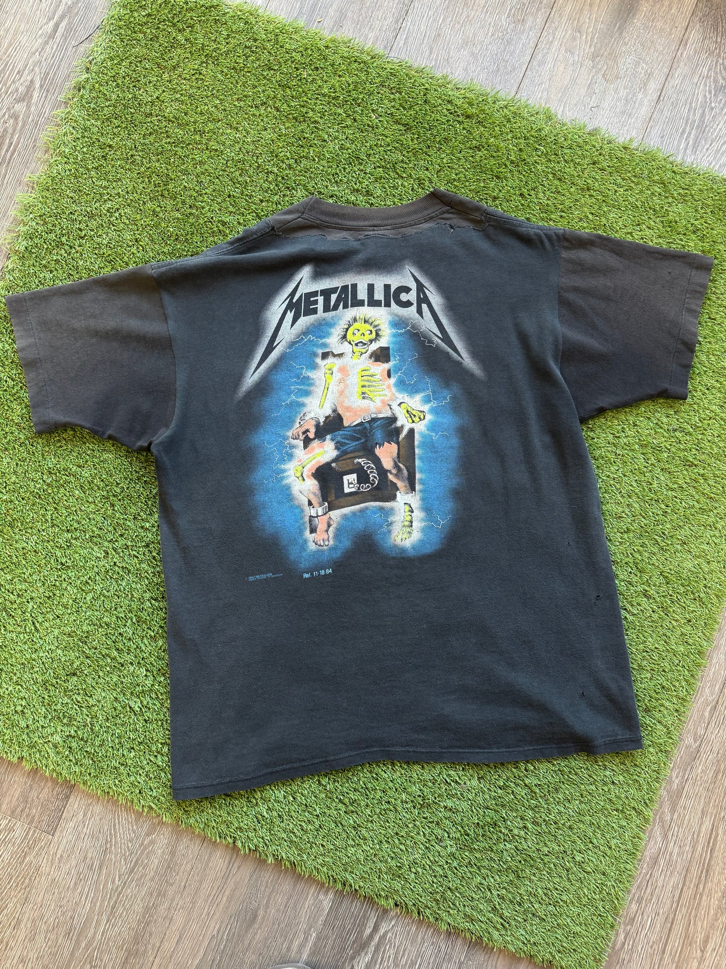 ‘89 Metallica Ride the Lightning XL 22.5x28
