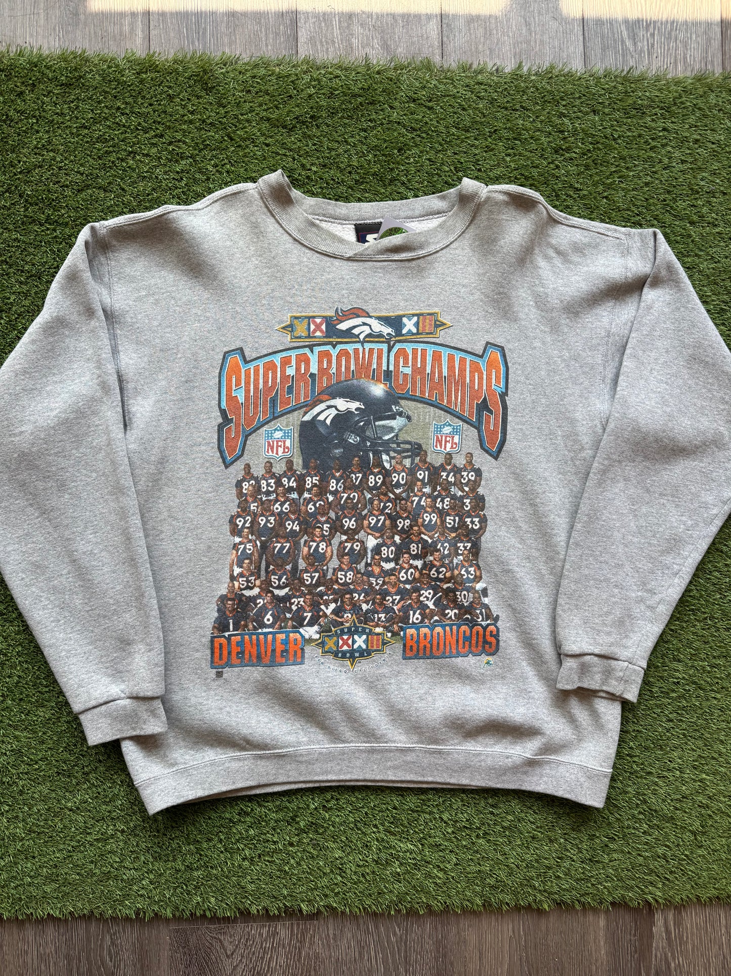 90’s Denver Broncos Super Bowl Sweater 24.5x28.5