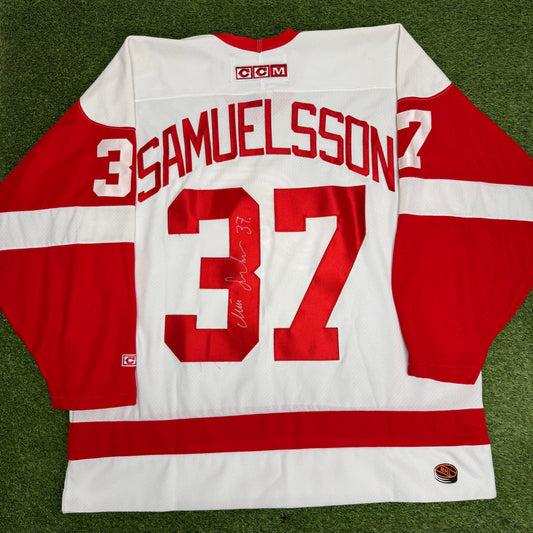 Mikael Samuelsson Detroit Redwings Autographed Hockey Jersey