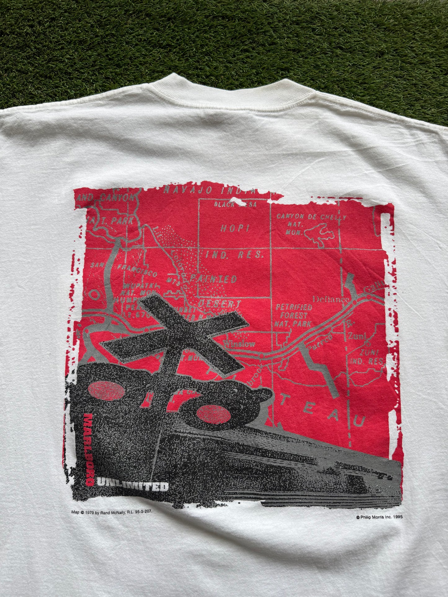 90’s Marlboro Map T-Shirt 23x30.5 XL