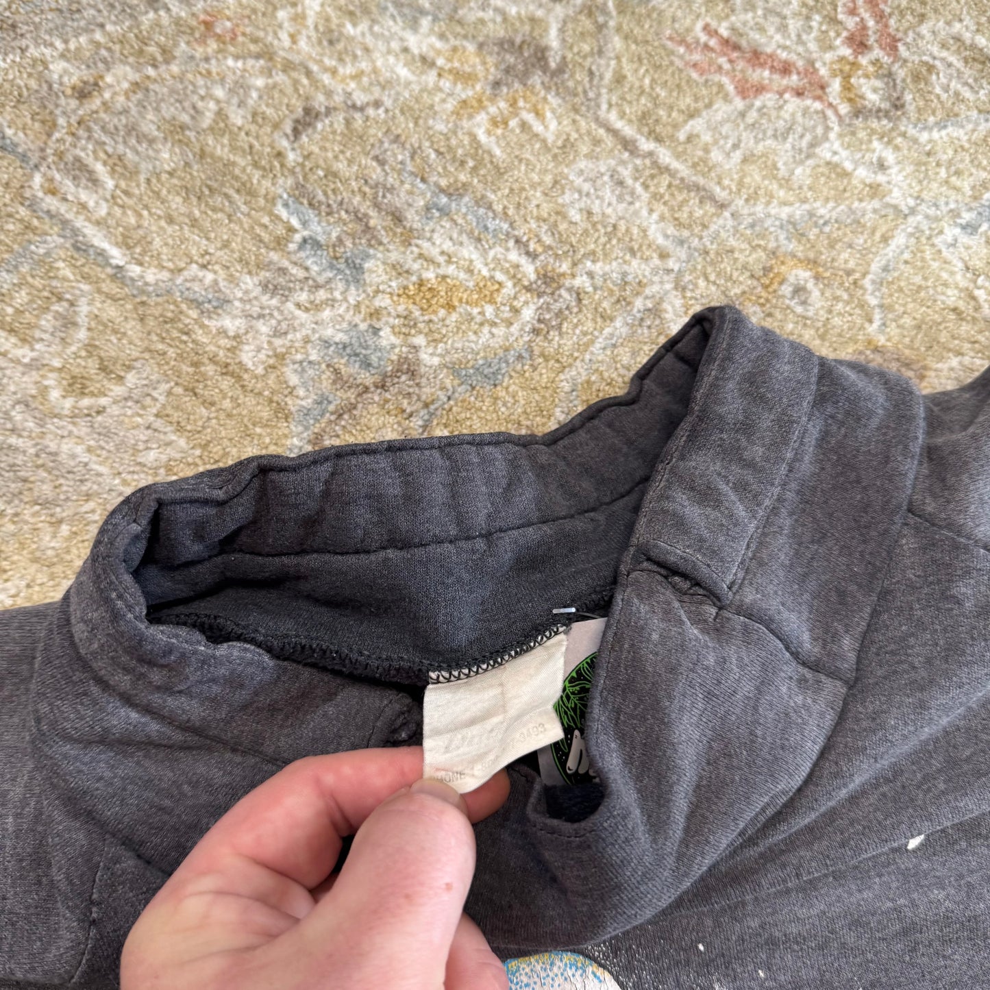 Vintage Wolf Nature Sweatshirt Faded XL