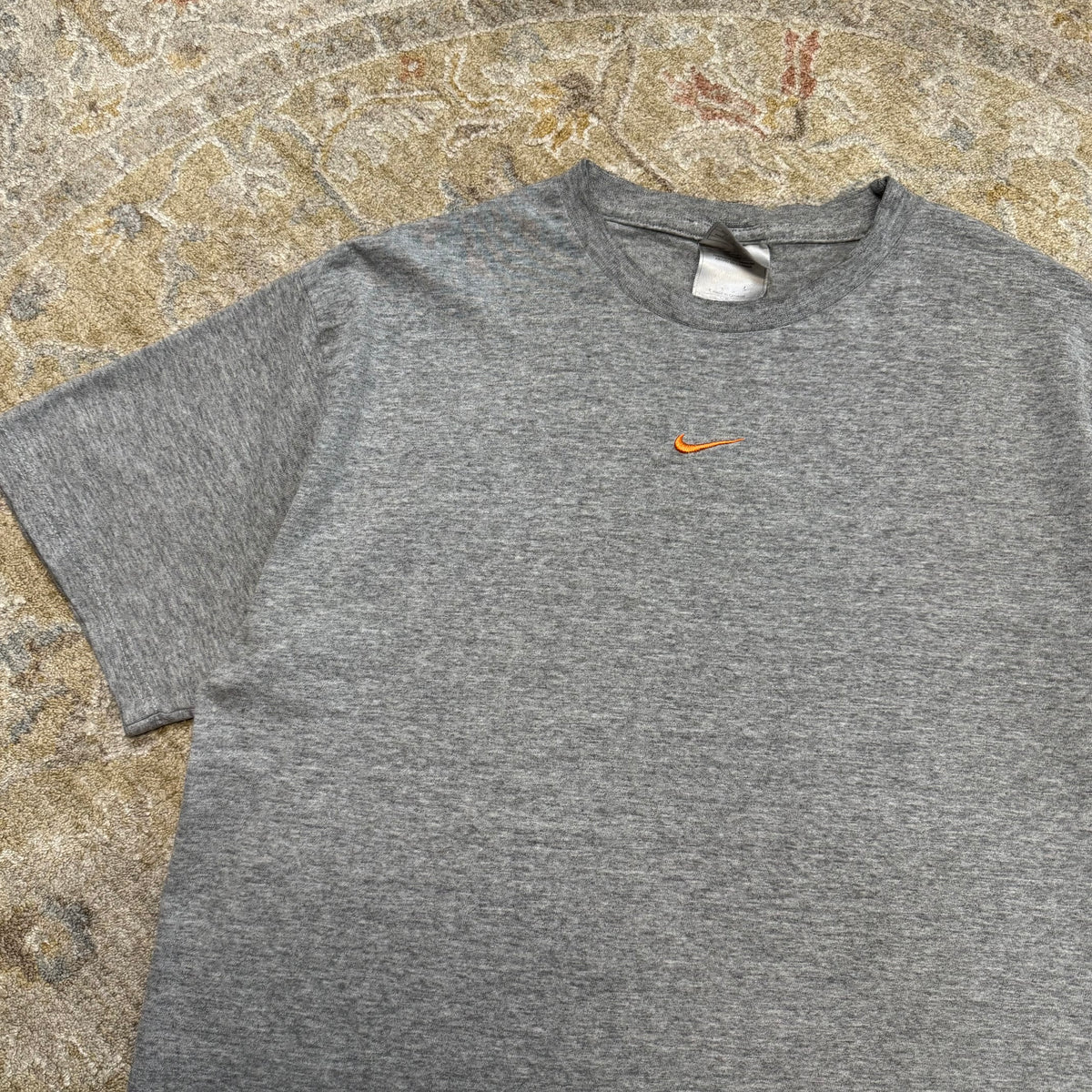 Vintage Nike Center Swoosh T-Shirt Medium Made in Canada