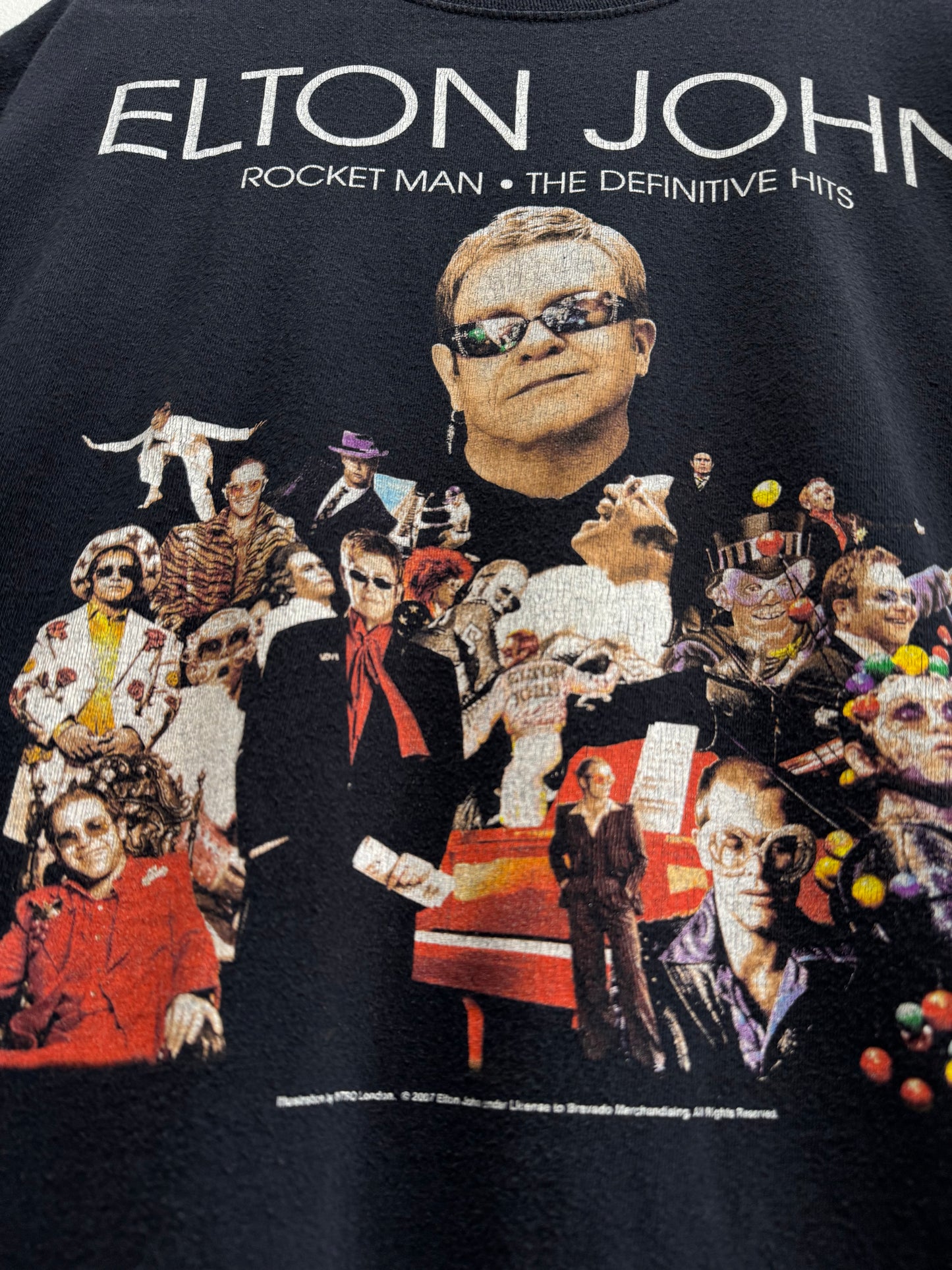 Elton John 2008 XL 24x28