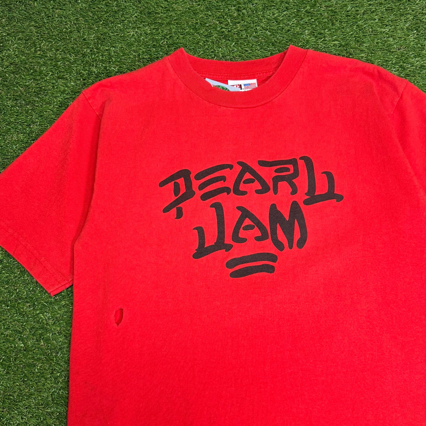 Pearl Jam T-Shirt Medium