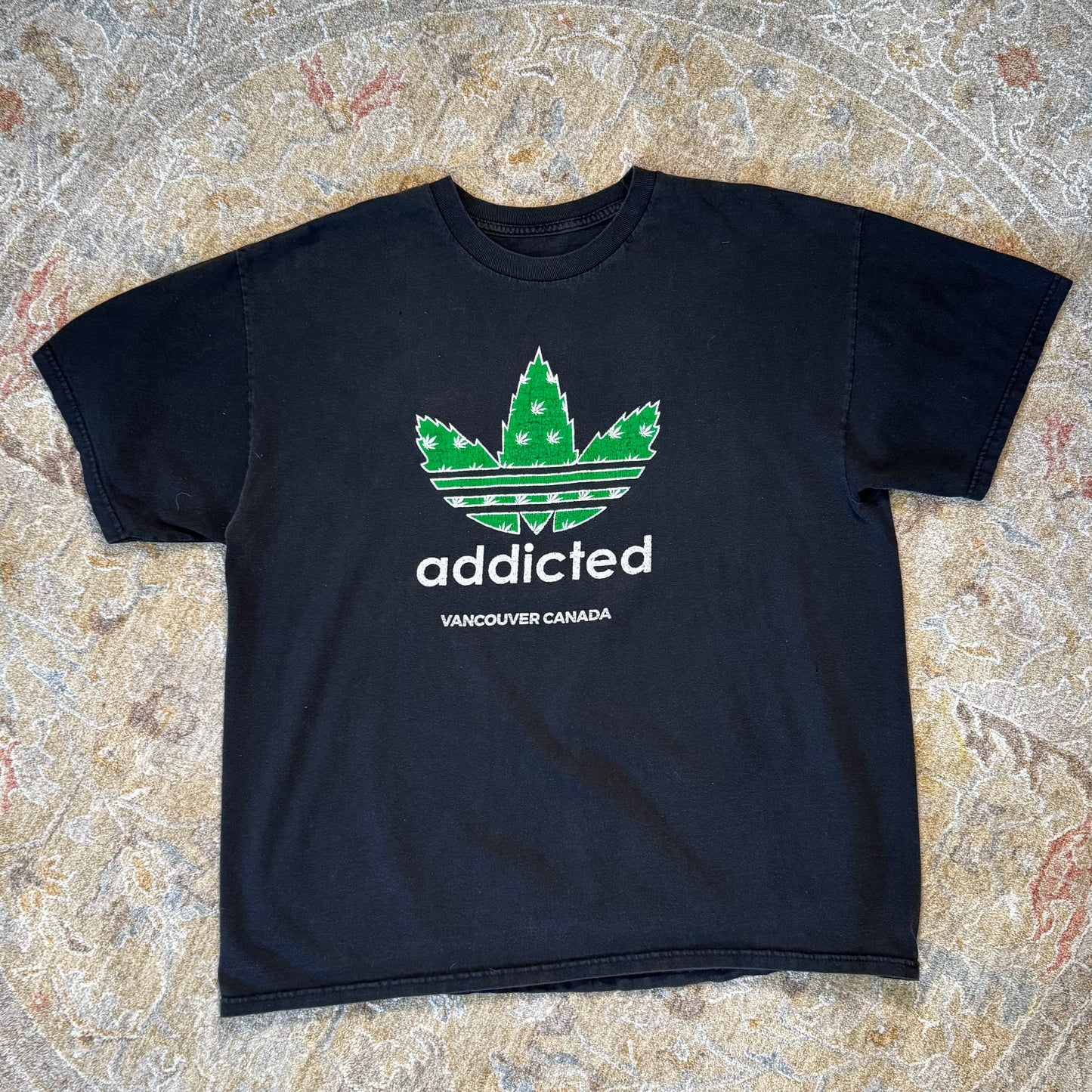Vintage Addicted Vancouver T-Shirt XL